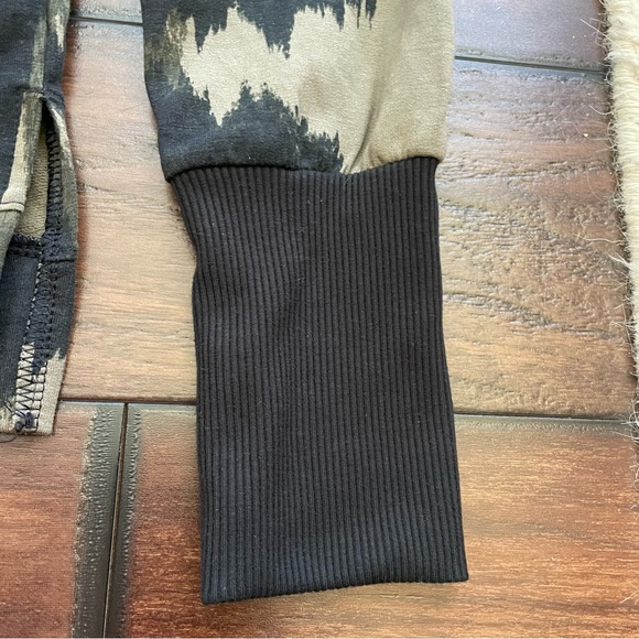 Alpine Design Camo Mockneck Sweatshirt - Picture 5 of 10